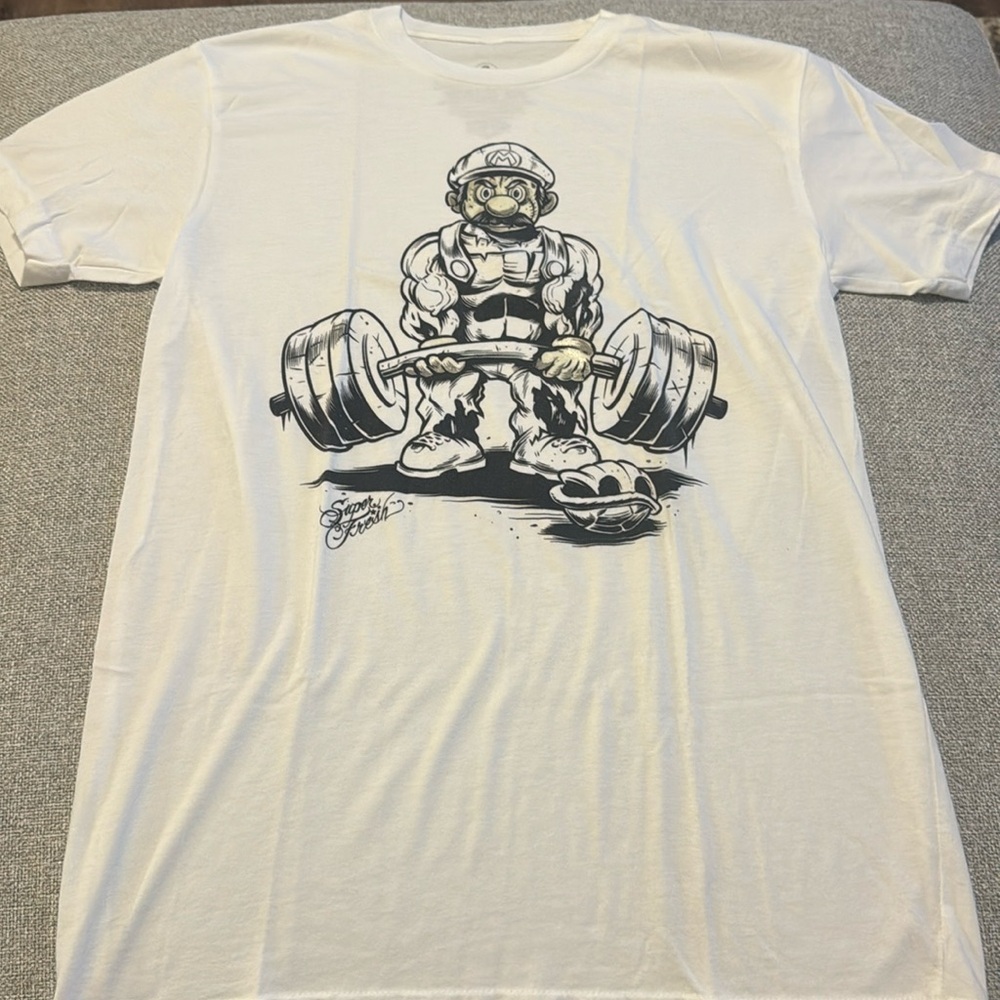 Super Fresh Mario Zombie Deadlift Tshirt Glow in the Dark size men’s small